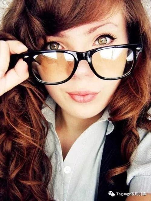 吃瓜青岛眼镜妹,网络热议背后的真相揭秘